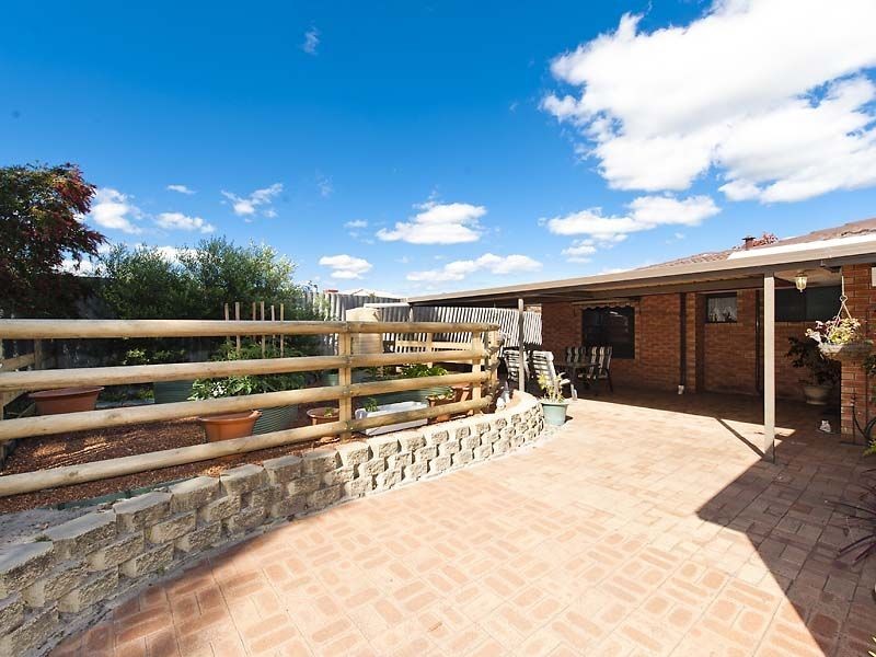 20 Dwyer Crescent, Gosnells WA 6110