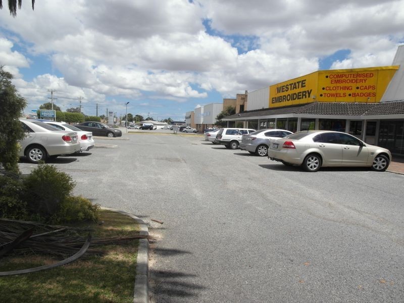 3/1862 Albany Hwy, Maddington WA 6109