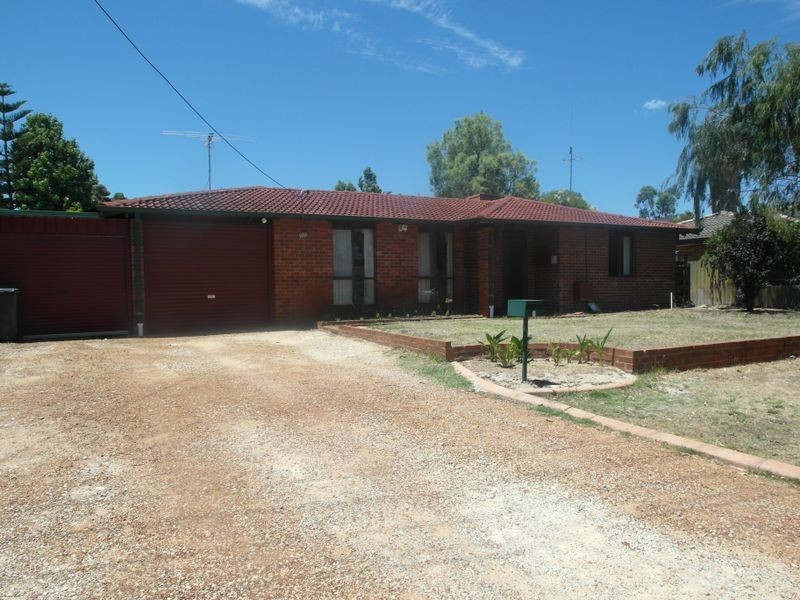 7 Exon Court, Camillo WA 6111