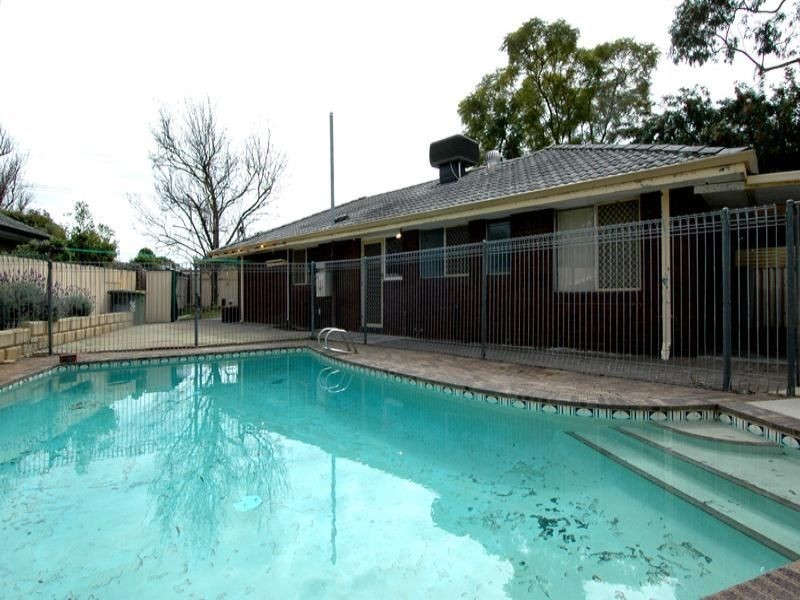 35 Cardington Way, Huntingdale WA 6110