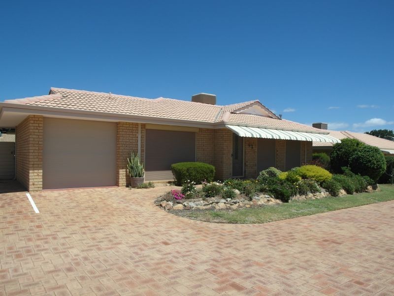 1/17 Attfield Street, Maddington WA 6109