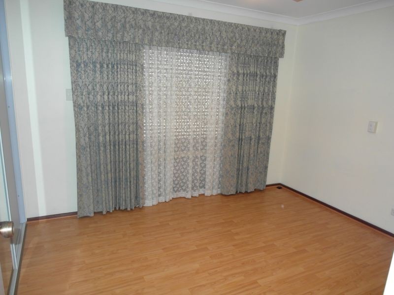 1/17 Attfield Street, Maddington WA 6109