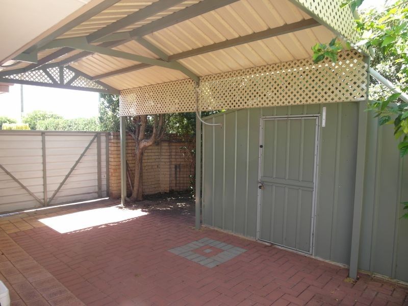 1/17 Attfield Street, Maddington WA 6109