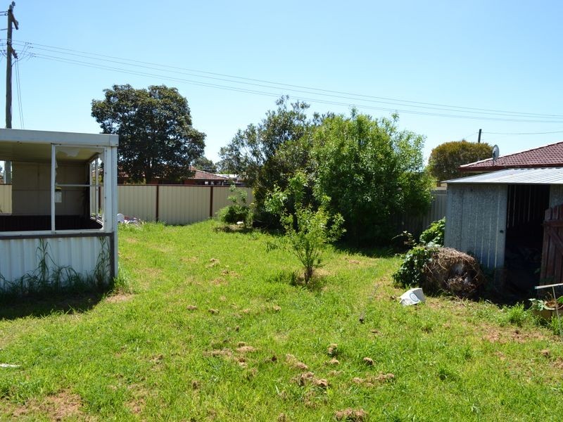 9 Carabeen Road, Maddington WA 6109