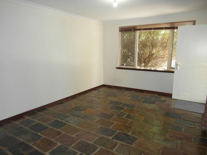 5 Thursley Way, Gosnells WA 6110