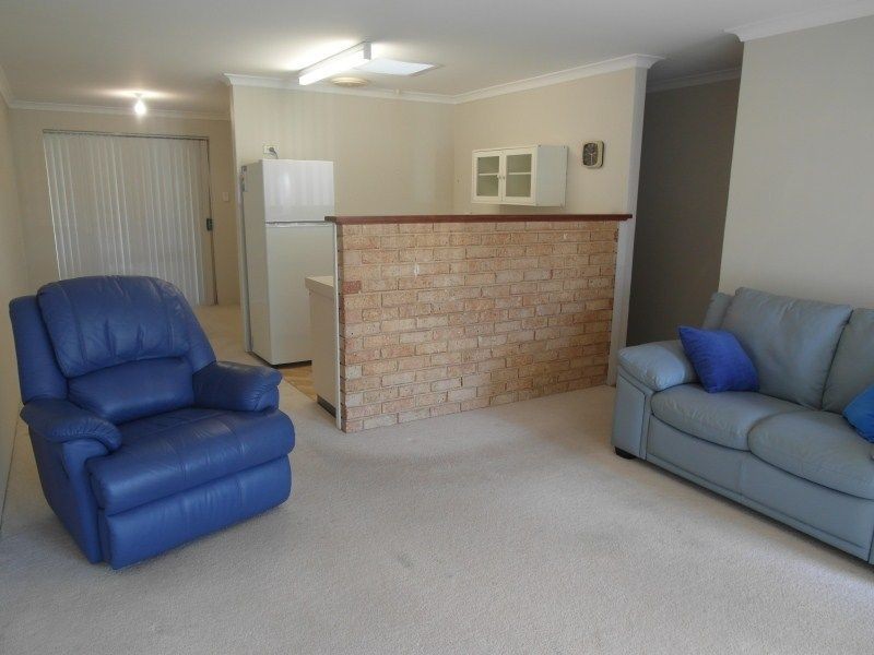 13/2 Attfield Street, Maddington WA 6109