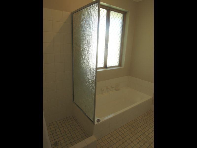 13/2 Attfield Street, Maddington WA 6109