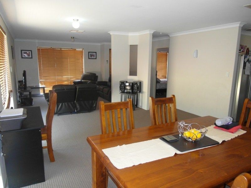 22 Rosella Place, Gosnells WA 6110