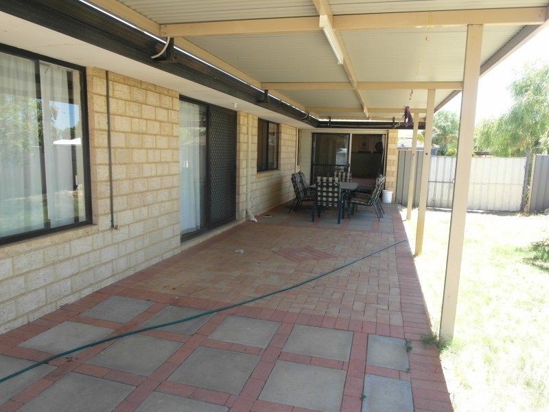 22 Rosella Place, Gosnells WA 6110