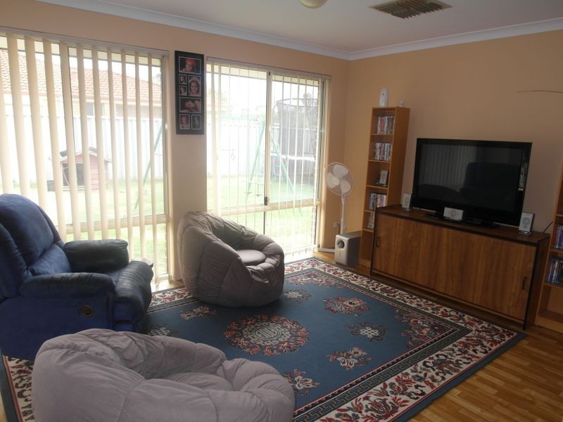 10 Coorain Street, Maddington WA 6109