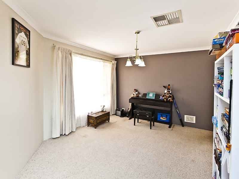 7 Brigham Court, Gosnells WA 6110
