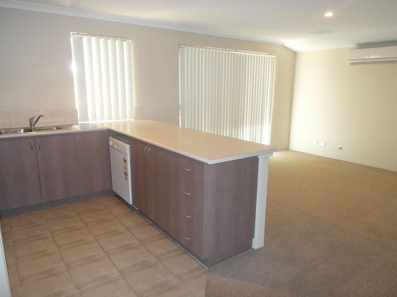 2/78 Dorothy Street, Gosnells WA 6110