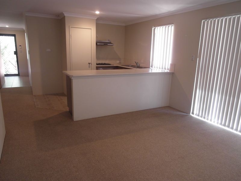 2/78 Dorothy Street, Gosnells WA 6110