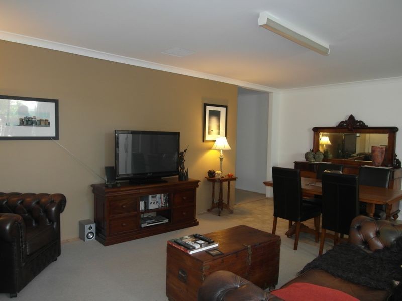 13 Walter Street, Gosnells WA 6110