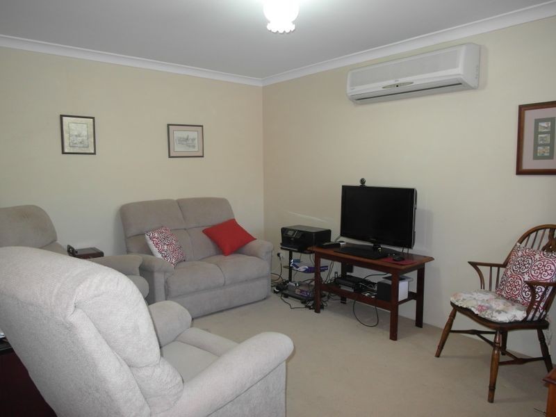 12/11 Firetail Place, Kenwick WA 6107