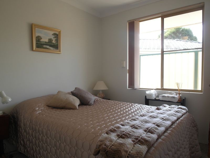 12/11 Firetail Place, Kenwick WA 6107