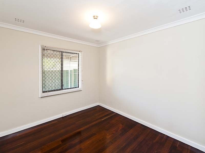 192 Corfield Street, Gosnells WA 6110