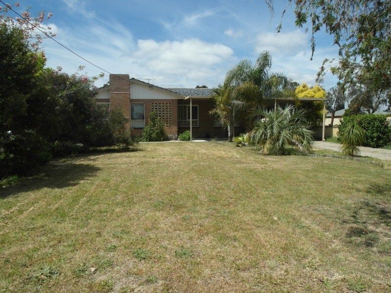 12 Ecton Street, Gosnells WA 6110