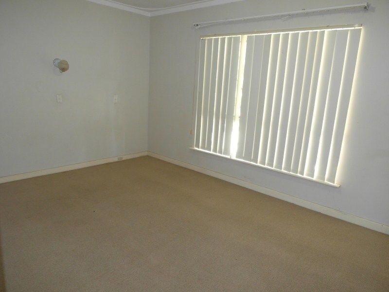 12 Ecton Street, Gosnells WA 6110