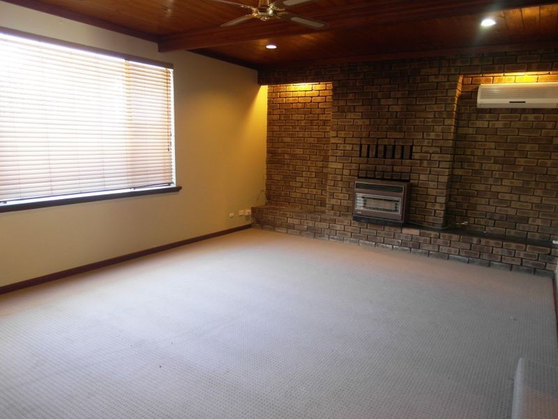 15 Stead Street, Maddington WA 6109