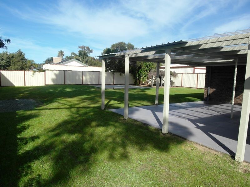 43 Pitchford Ave, Maddington WA 6109