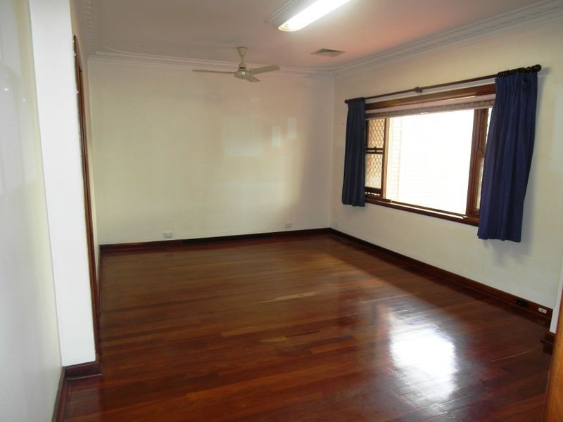 9/5 Astley Street, Gosnells WA 6110