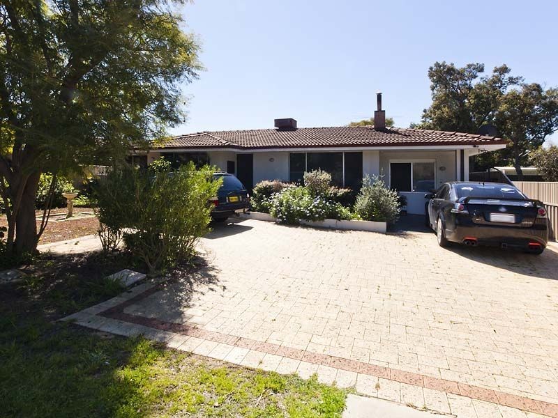 8 Heather Street, Martin WA 6110