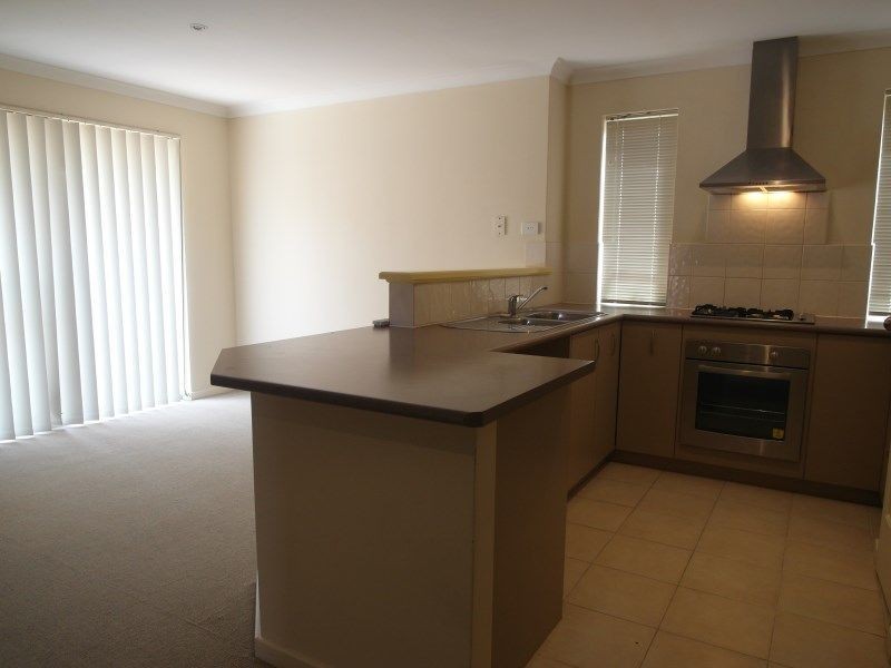 1/162 Hicks Street, Gosnells WA 6110