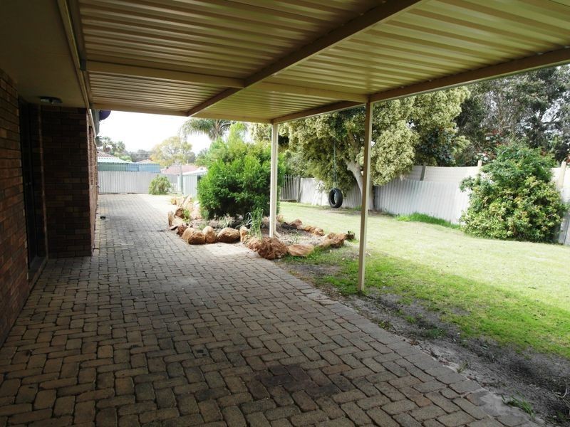 7 Harvey Close, Gosnells WA 6110