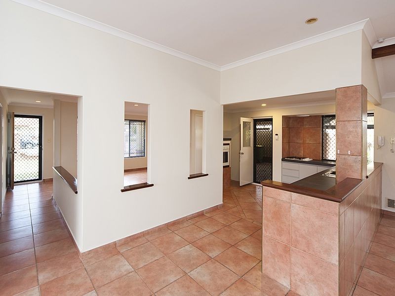 56 Bindoon Loop, Huntingdale WA 6110