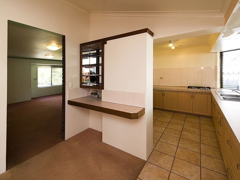 52 Wooramel Crescent, Gosnells WA 6110