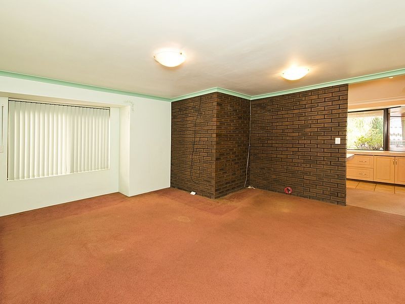 52 Wooramel Crescent, Gosnells WA 6110