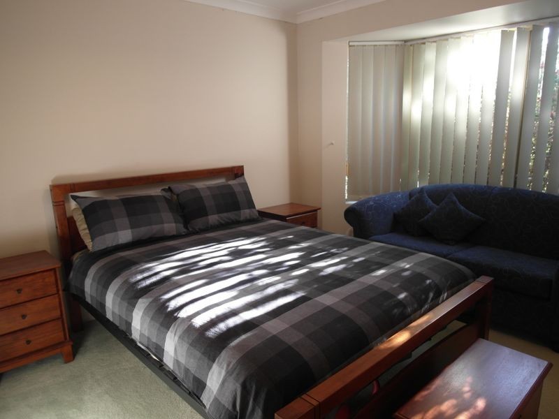 5 Foreshore Place, Gosnells WA 6110