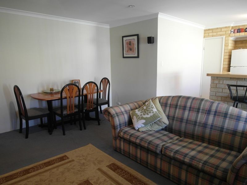 5 Foreshore Place, Gosnells WA 6110