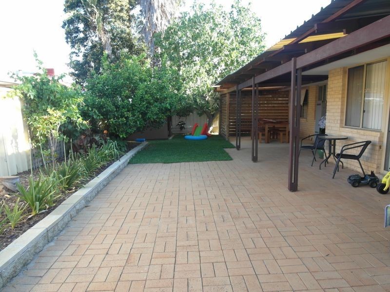 5 Foreshore Place, Gosnells WA 6110