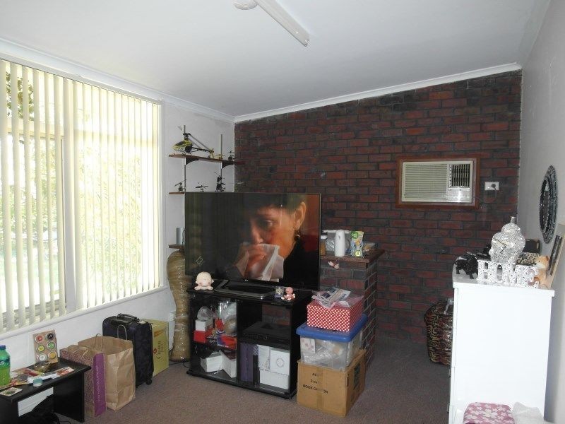 128 Verna Street, Gosnells WA 6110