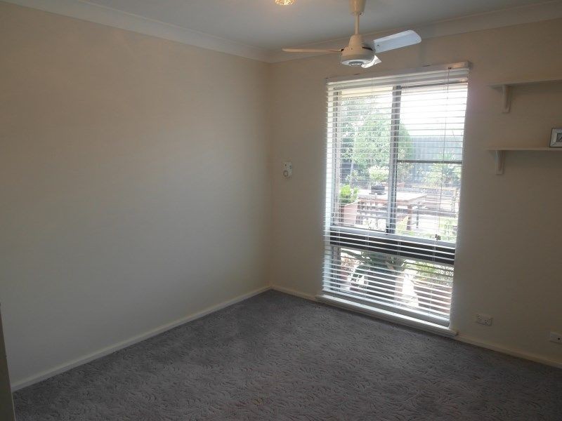 11 Wooramel Crescent, Gosnells WA 6110