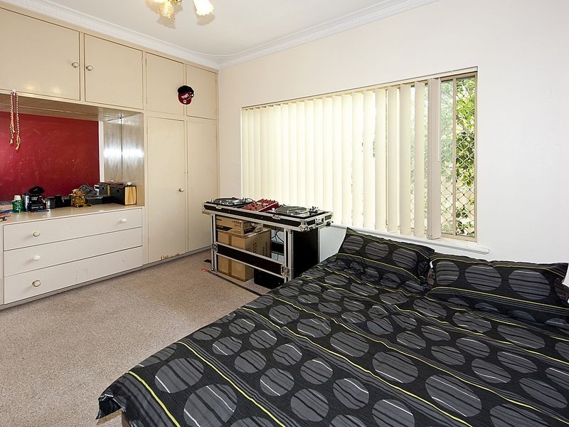 36/208 Burslem Drive, Maddington WA 6109