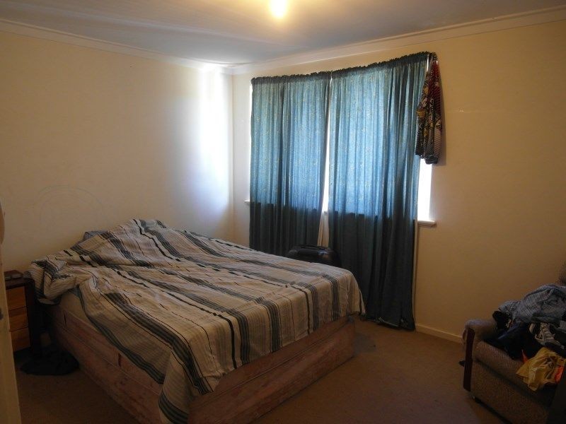 27 Wellard Road, Calista WA 6167