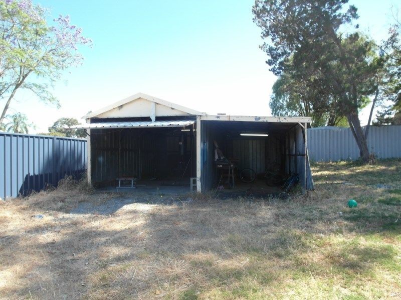 27 Wellard Road, Calista WA 6167