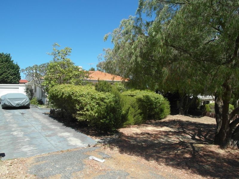 12 Kirkland Way, Parmelia WA 6167