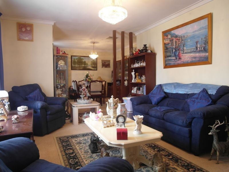 22 Kestrel Way, Thornlie WA 6108