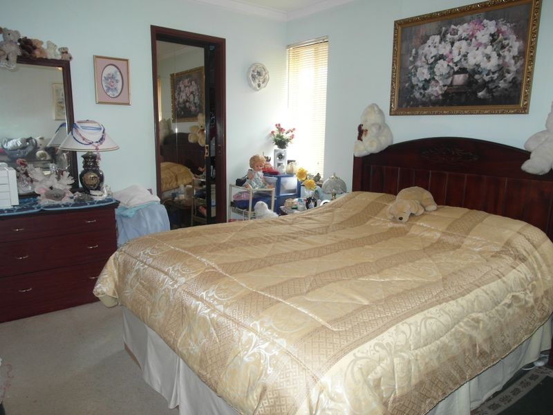 22 Kestrel Way, Thornlie WA 6108