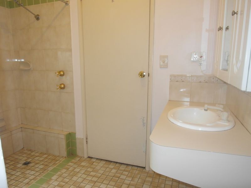 16B Dorigo Place, Gosnells WA 6110