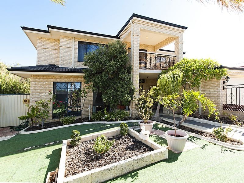 9 Orly Cove, Port Kennedy WA 6172