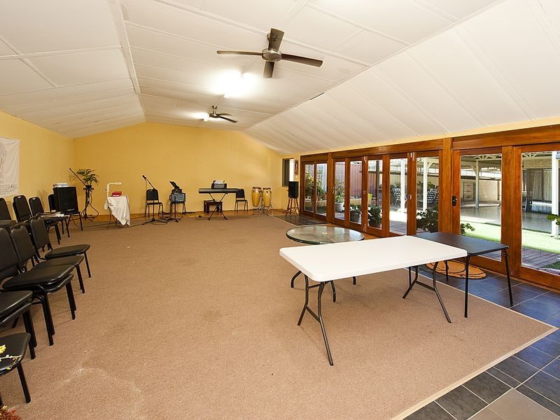 9 Orly Cove, Port Kennedy WA 6172