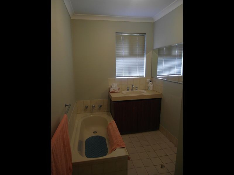 19B Nullagine Way, Gosnells WA 6110