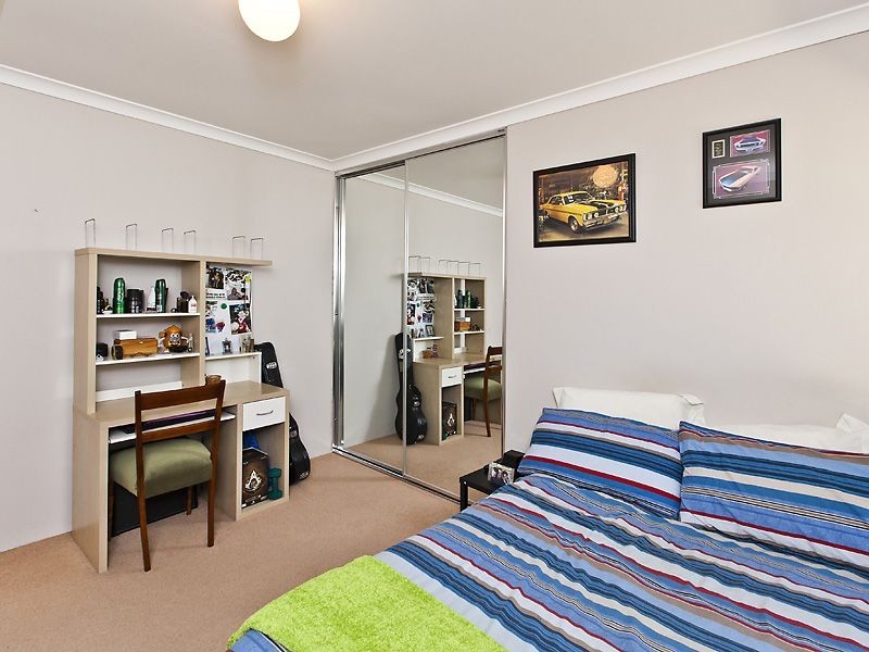 30 Kilmurray Elbow, Huntingdale WA 6110