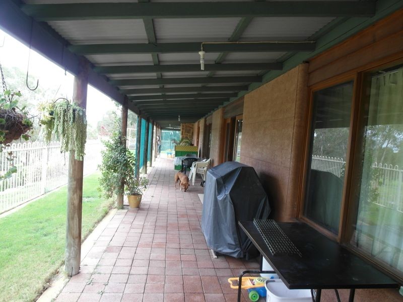 24 Stephen Street, Orange Grove WA 6109