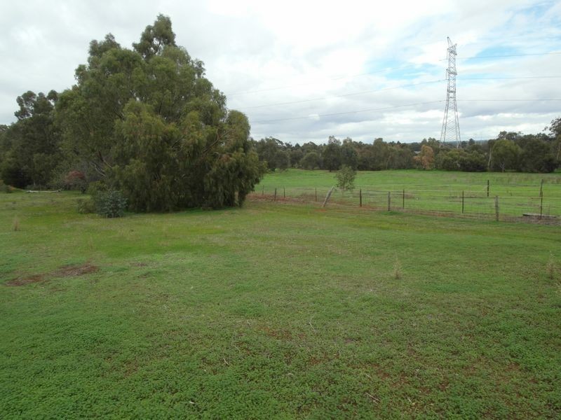 24 Stephen Street, Orange Grove WA 6109